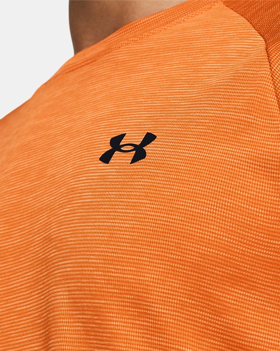 Tee-shirt à manches courtes UA Tech™ Textured pour homme, Orange, pdpMainDesktop image number 2
